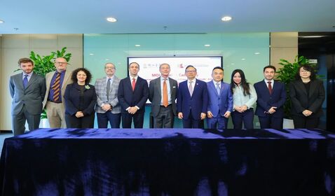 华体育网页版登录入口与意大利威尼 ...